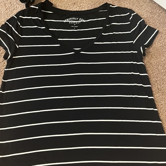 3 abercrombie perfect v seriously soft t shirts size medium perfect condition - Picture 3 of 3